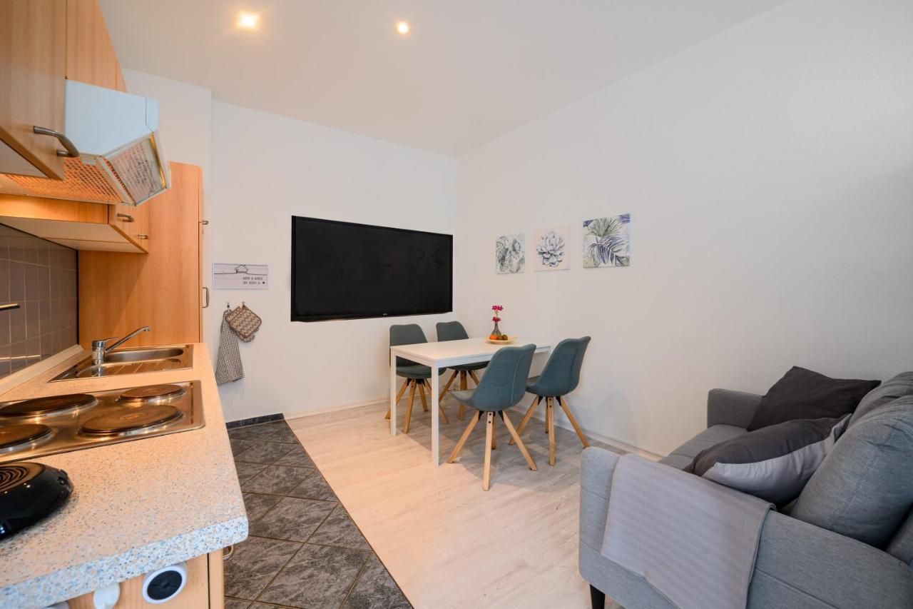 Grosszuegige Wohnung, Top-Lage Auf Dem Werder, Max 4 Personen Magdeburgo Exterior foto