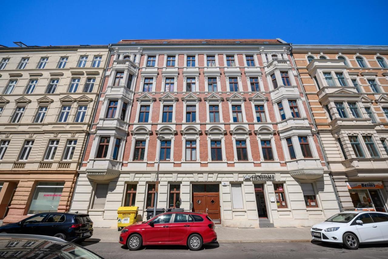 Grosszuegige Wohnung, Top-Lage Auf Dem Werder, Max 4 Personen Magdeburgo Exterior foto