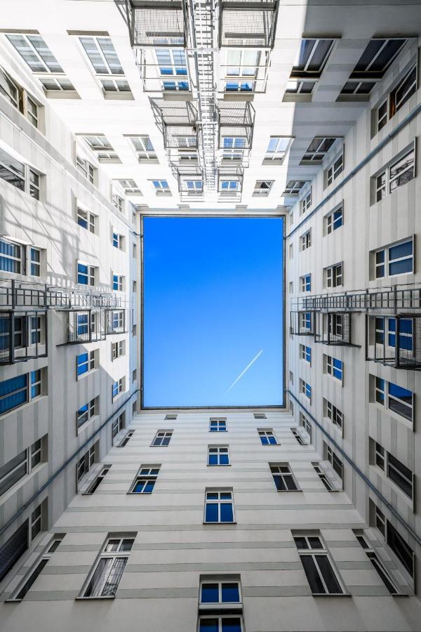 Grosszuegige Wohnung, Top-Lage Auf Dem Werder, Max 4 Personen Magdeburgo Exterior foto